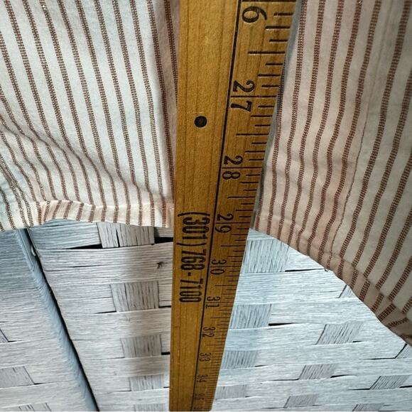 Lane Bryant stripes white metallic gold button down blouse curvy cut plus size - Picture 7 of 9